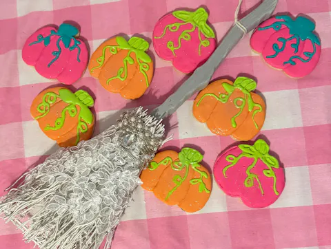 Pumpkin Gourd Cookie Cutter 3 1/2" x 3"