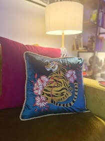 Velvet Cushion Cover Tiger Embroidery Decorative Pillowcase Modern Home Decor Throw Pillow for Sofa Chair Living Room 45x45 cm