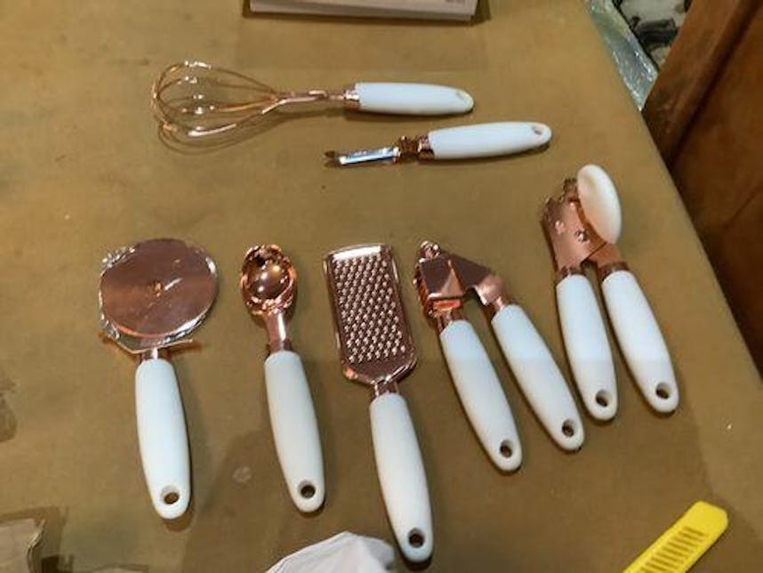 7PC Rose Gold Kitchen Gadget Set Can Opener Potato Cooking High-End Garlic  Press Pizza Cutter Kitchenware Tools Accessories Sets