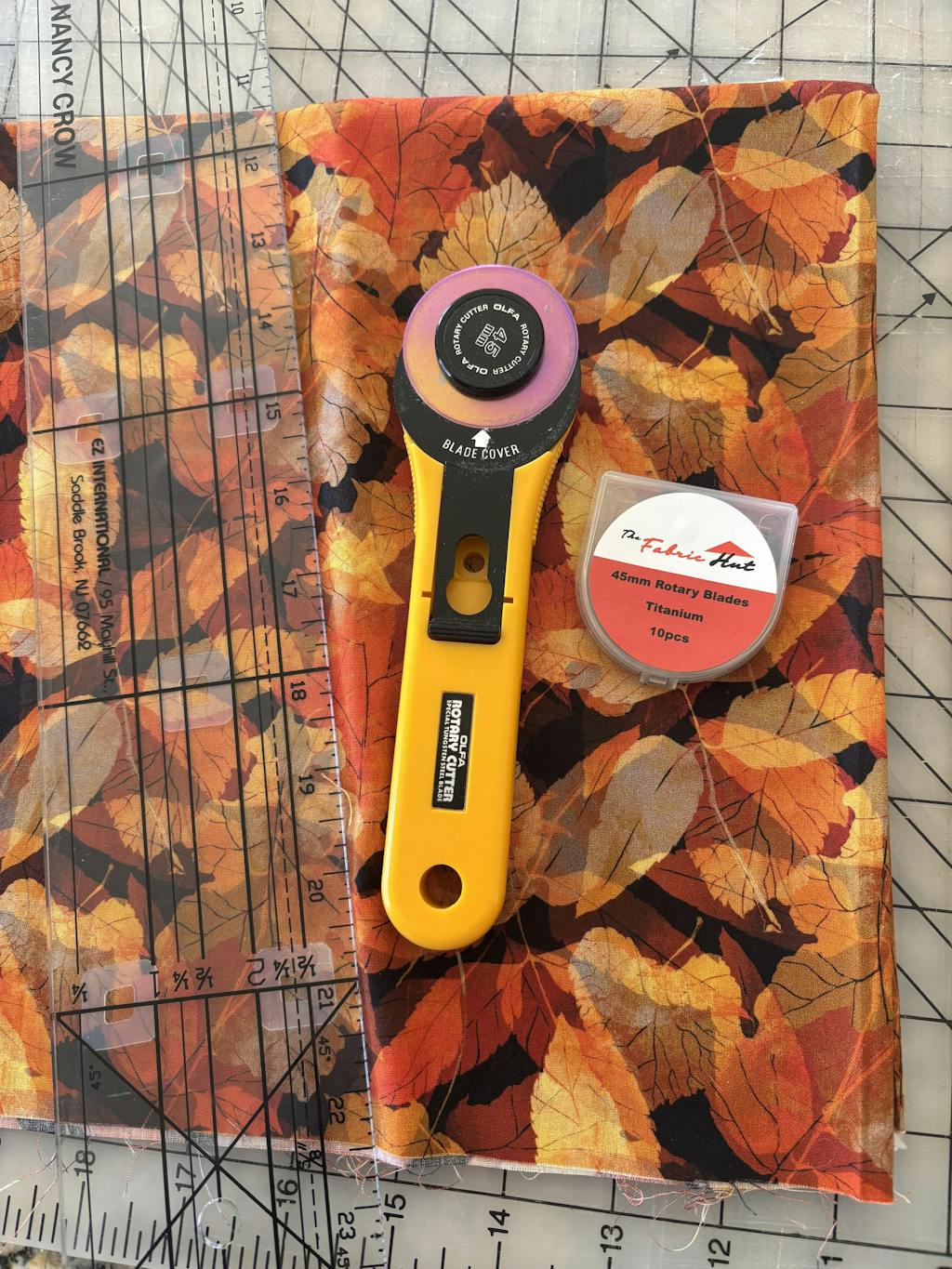 45mm Titanium Coated Rotary Cutter Blades - 10 Blades Pack