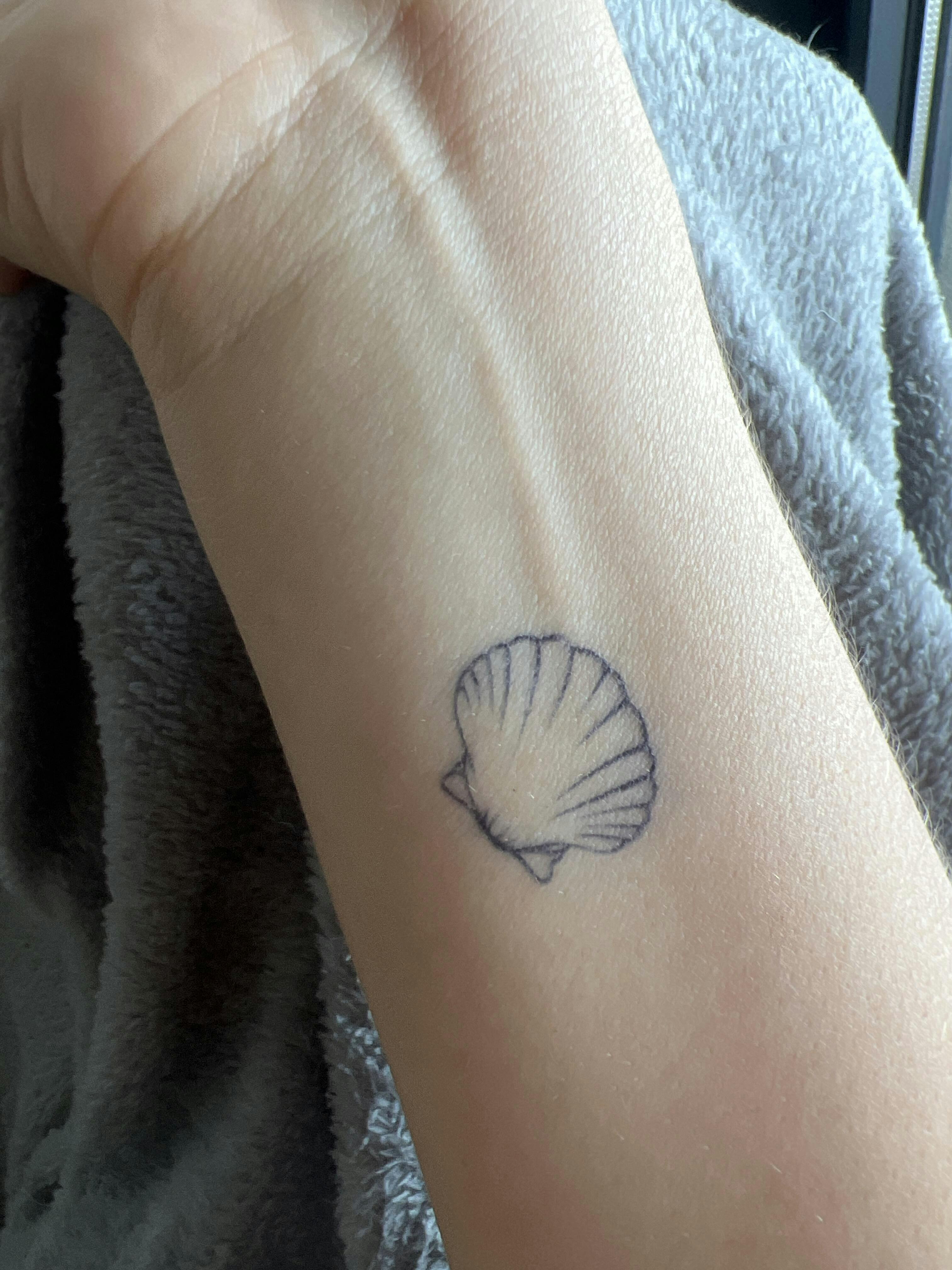 Pearl Clam Temporary Tattoo Sticker - OhMyTat