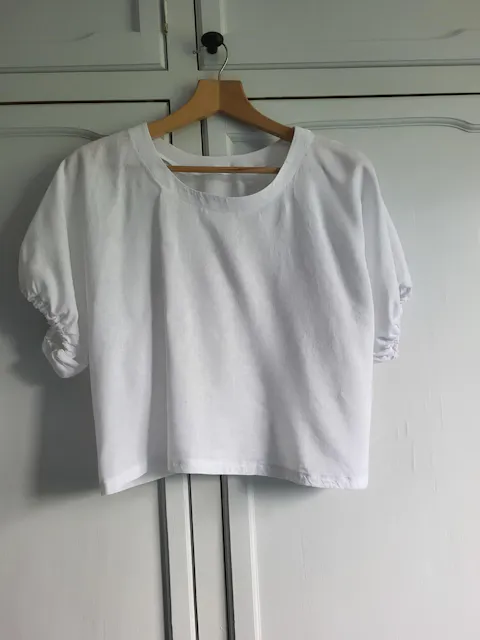 Chalk and Notch Aria Top