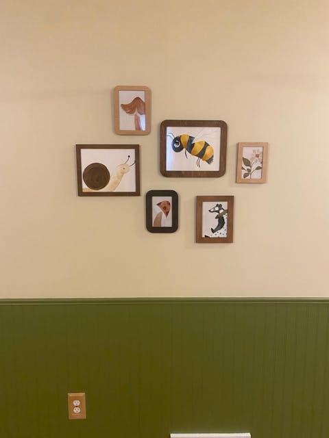 12 pieces wall mounted wooden photo frame set Different size frames Custom color photo frame collage Wooden home decor Wall photo gallery