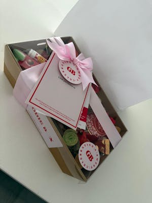 Brighten My Bestie's Day - Sweet Gift Hamper