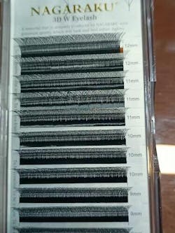 W Shape 3D Volume Eyelash Extensions