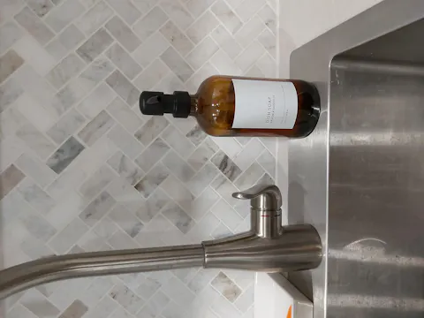 Amber Glass Dispenser