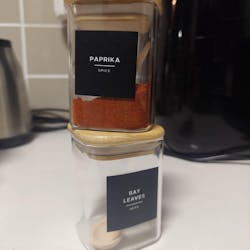 200ml square glass jar with bamboo Lid