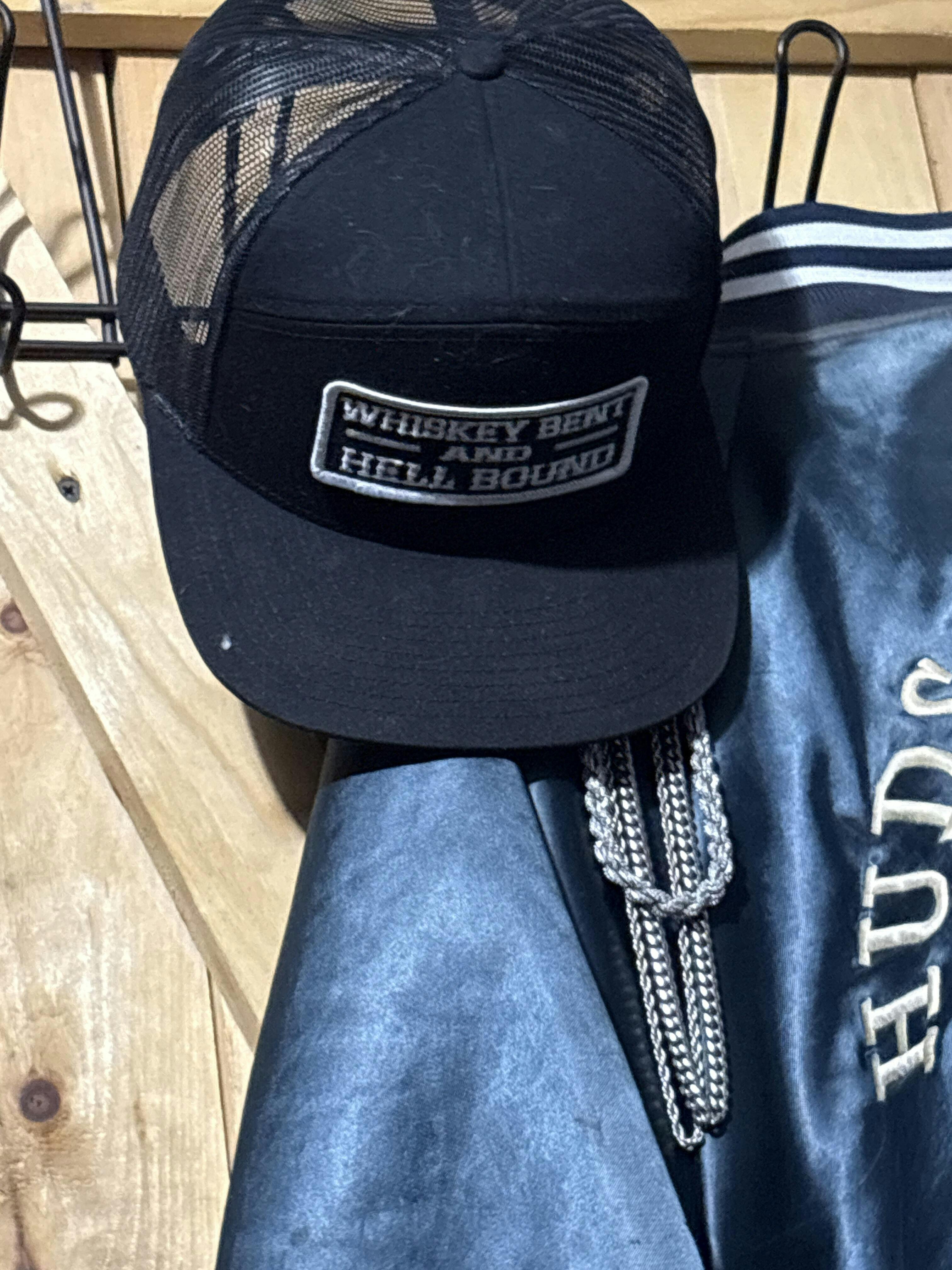 7 Panel Black/Black – The Mad Hatter Company