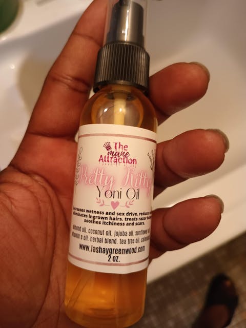 Pretty Kitty Yoni Oil