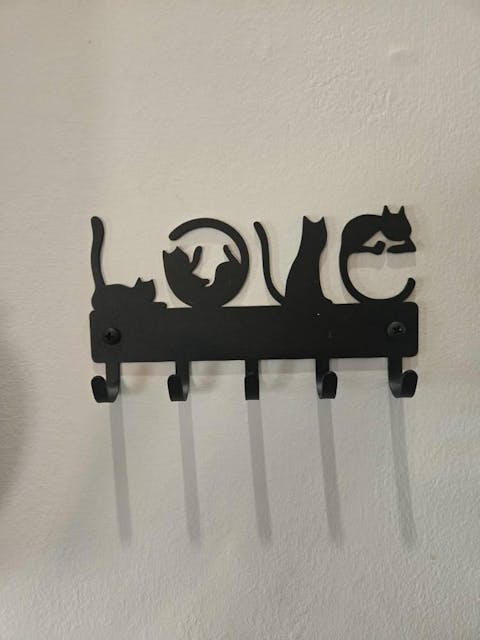 Love Cats Key Holder – Metal Cat Key Rack with 5 Hooks