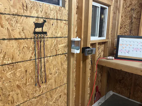 Nigerian Dwarf Goat Key Rack with 5 hooks