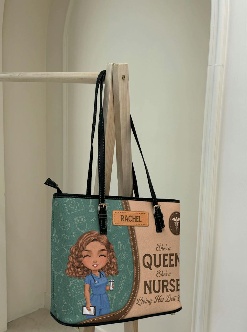 She Is A Nurse Queen - Personalized Custom Nurse Leather Tote Bag