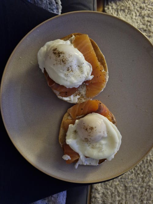 Dark and Stormy with The Tidal Rum, Lime & Ginger
