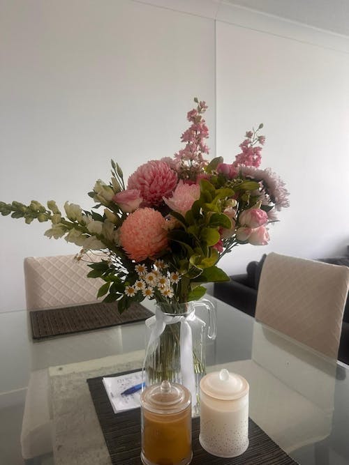 Pastel Posy - Medium