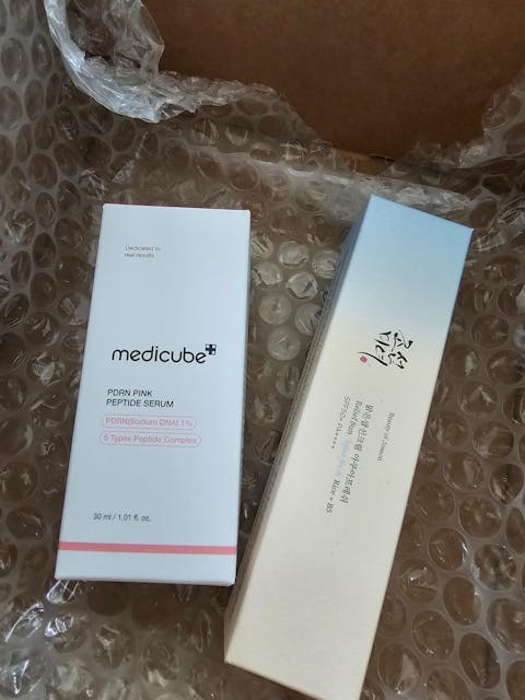medicube PDRN Pink Peptide Serum - 30 ml