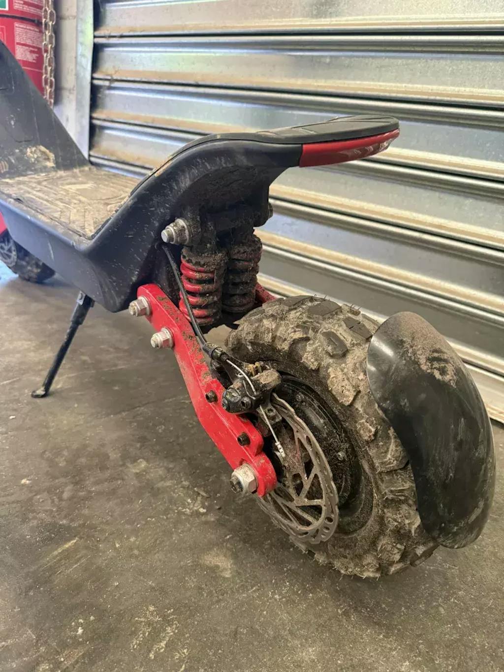 TSC KAIJU ALL-TERRAIN DUAL MOTOR ELECTRIC SCOOTER