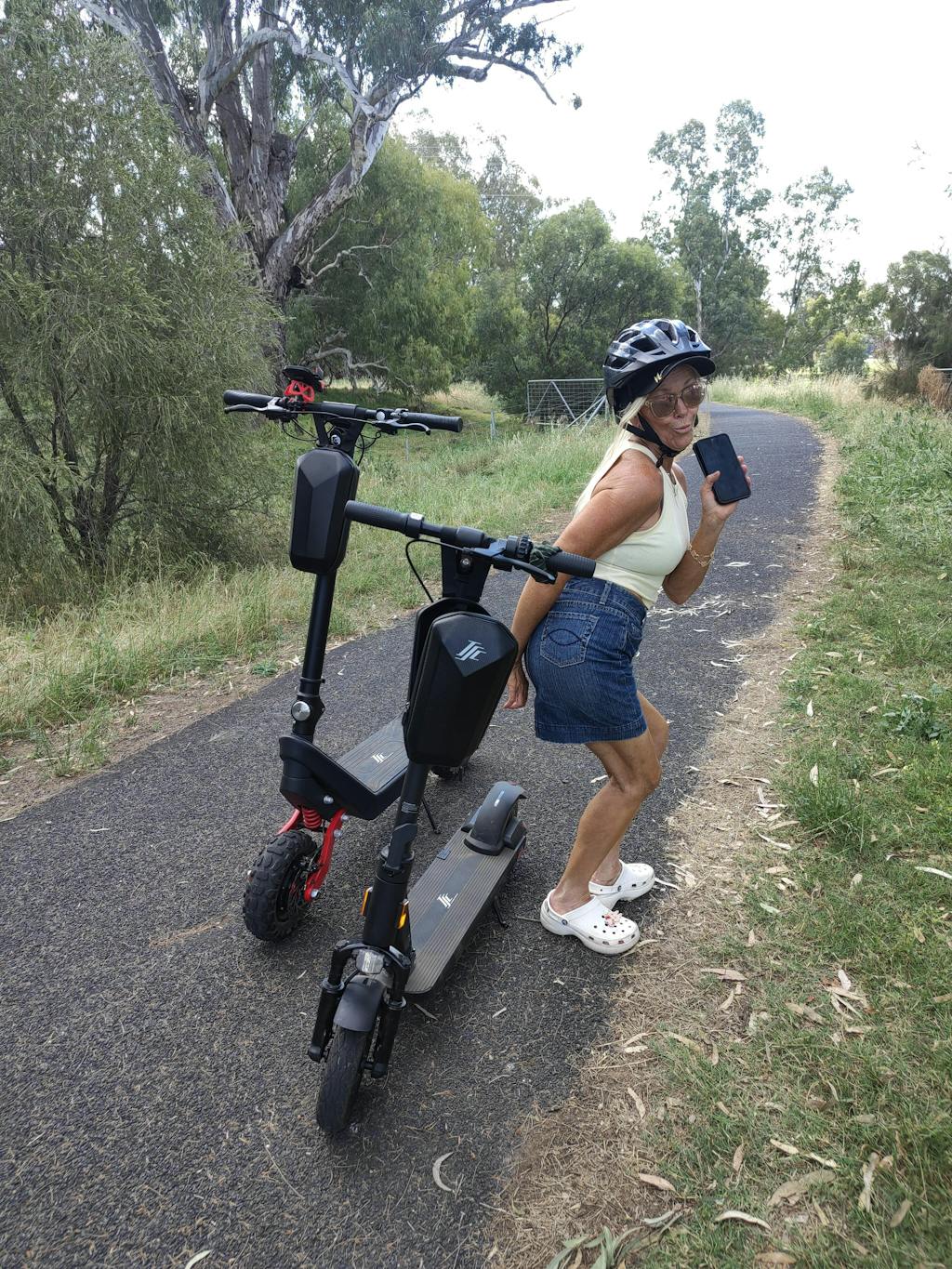 TSC ASTRO EVERYDAY COMMUTER ELECTRIC SCOOTER