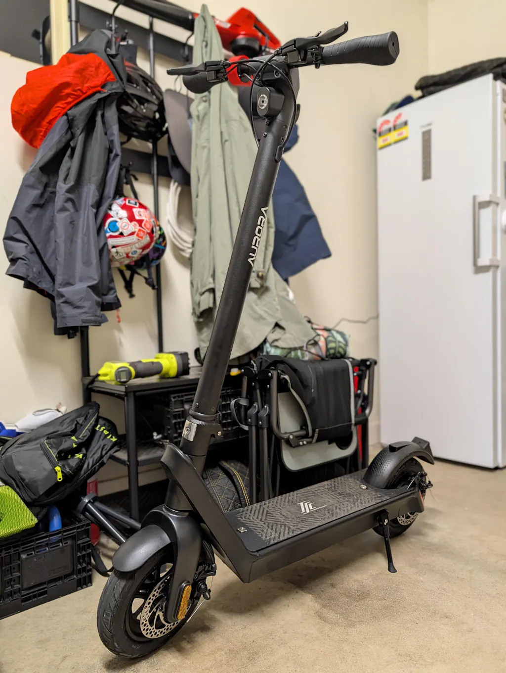 AURORA Long-Range Commuter Electric Scooter (48V)