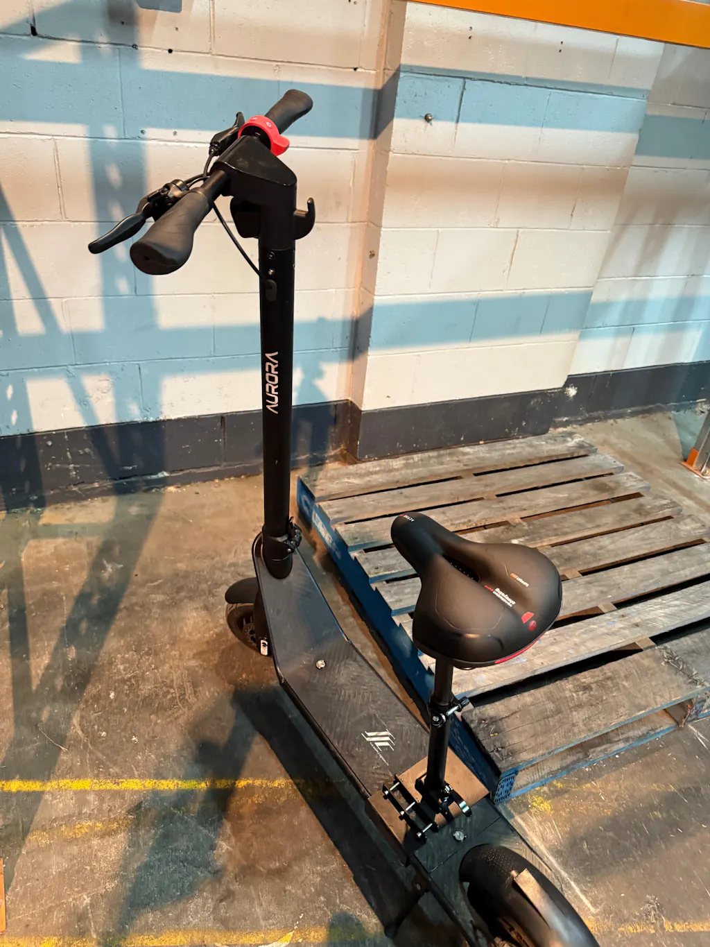 AURORA Long-Range Commuter Electric Scooter (48V)