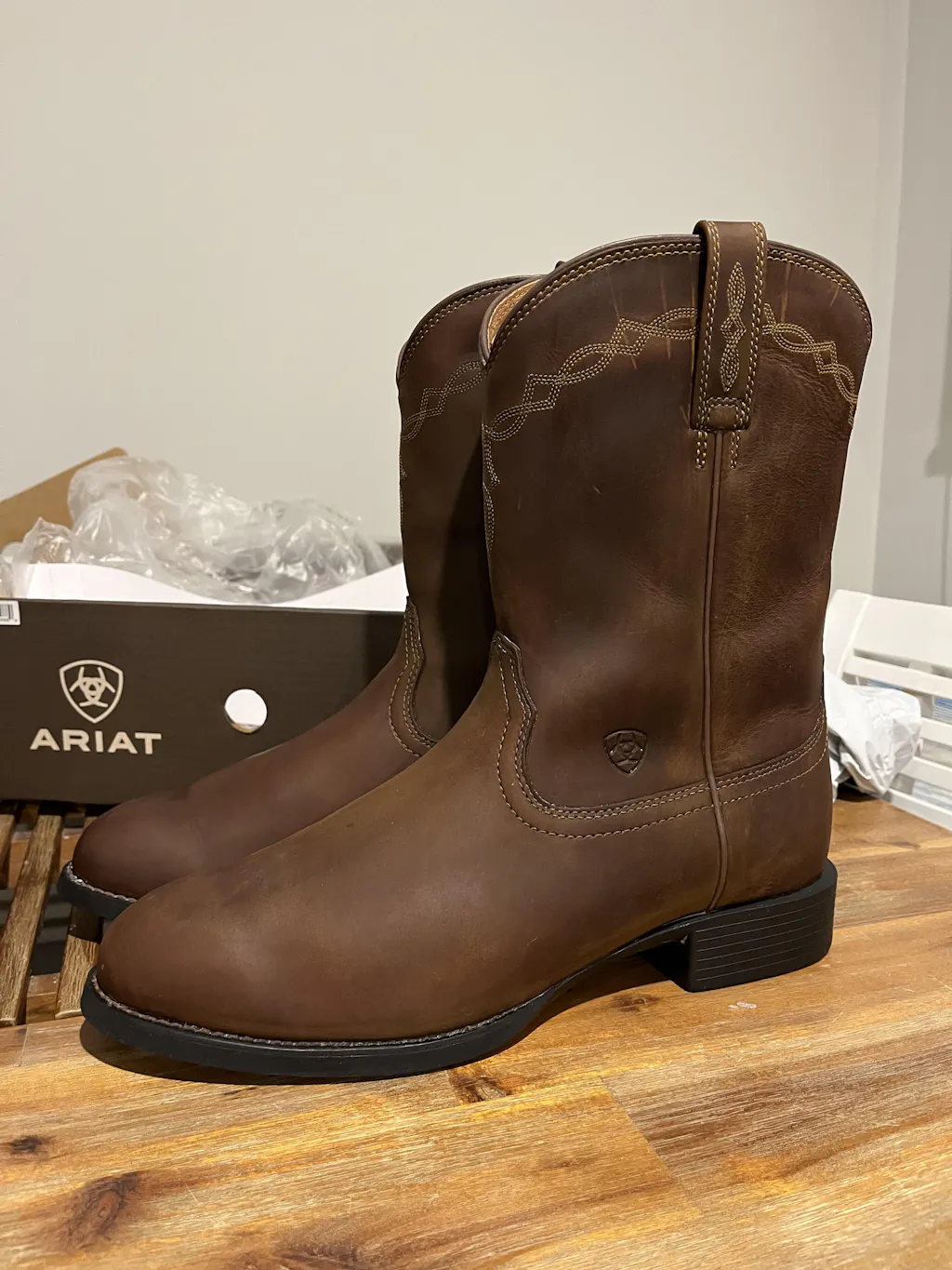 Ariat (Kids) Heritage Roper (Distressed Brown)