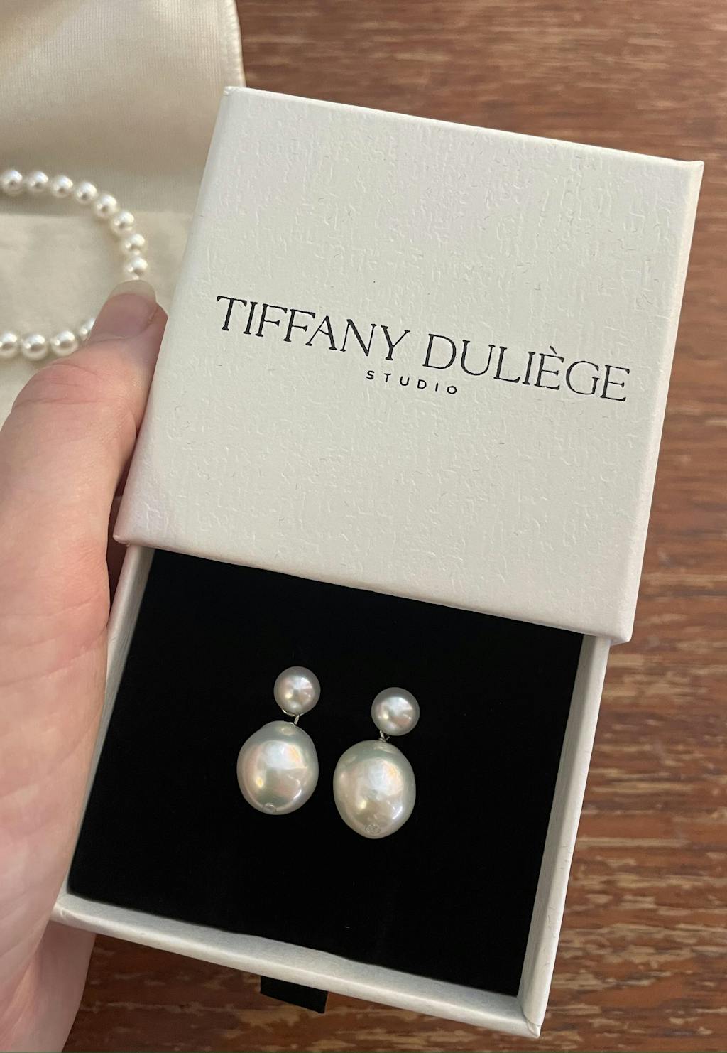 Pim Petite Pearl Earrings