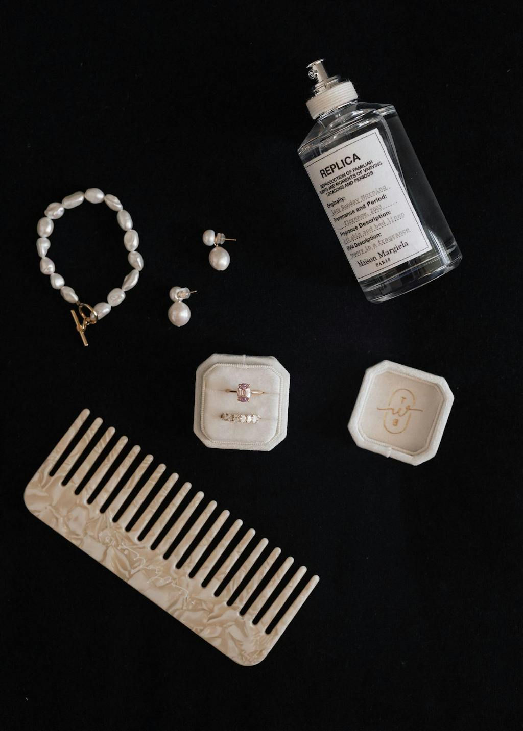 Pim Petite Pearl Earrings