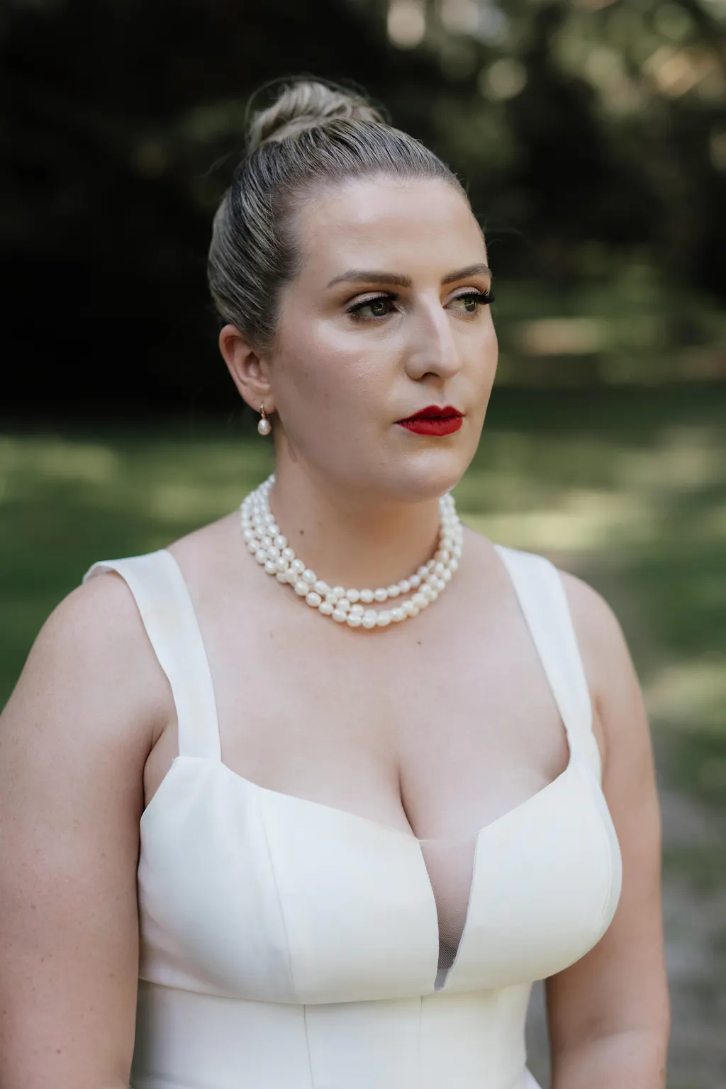 Elisse 3 Row Pearl Choker