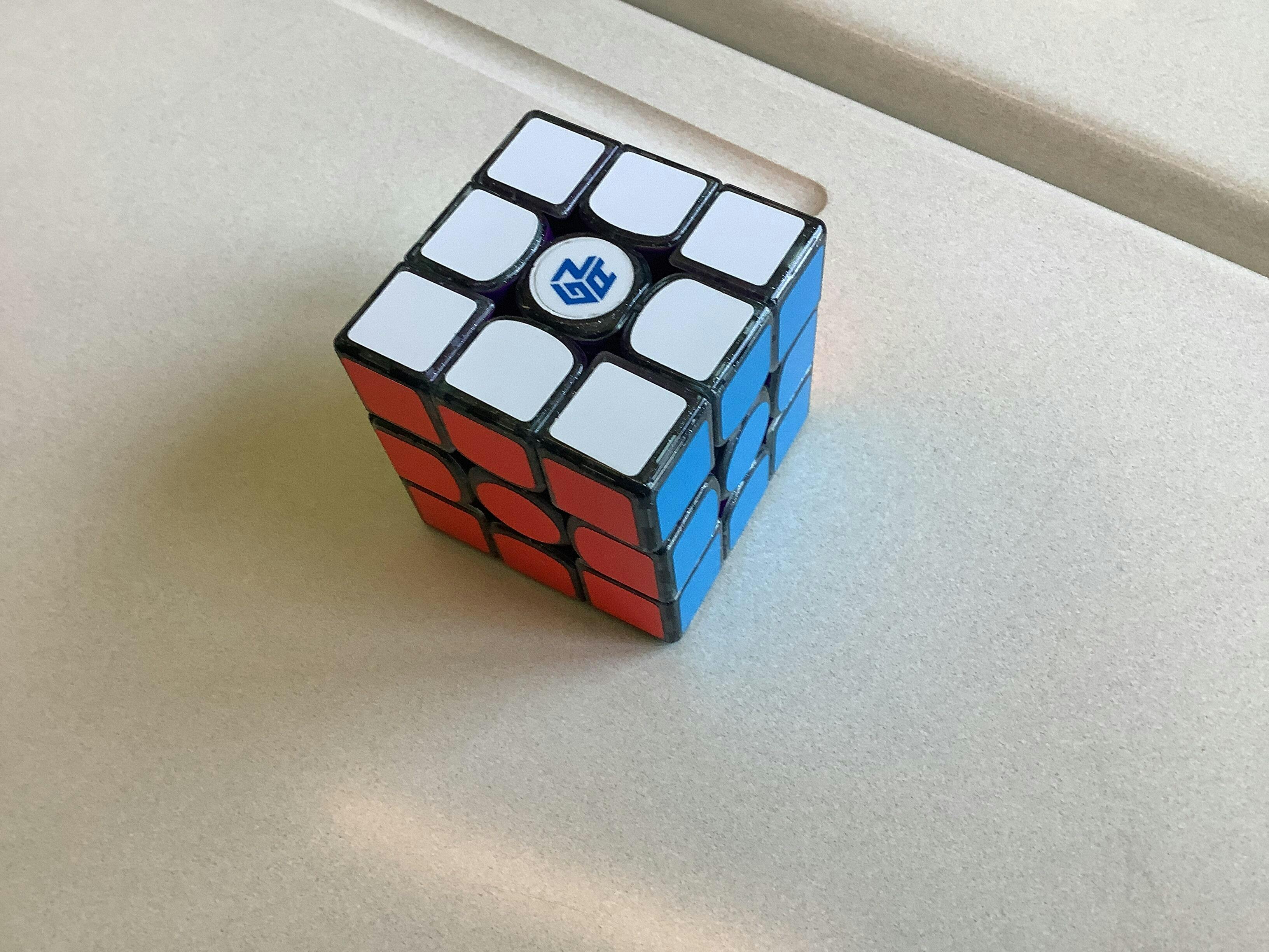 モンクレール ジーニアス ルービックキューブ モンクレール ジーニアス ルービックキューブ Moncler Genius