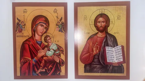 Virgin Mary icon Panagia Theoskepasti Santorini, Handmade Greek Orthodox Icon Mother of God Byzantine art Theotokos wall hanging wood plaque