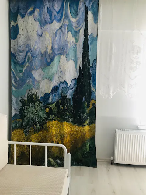 Selvi Ağaçlı Buğday Tarlası Perde