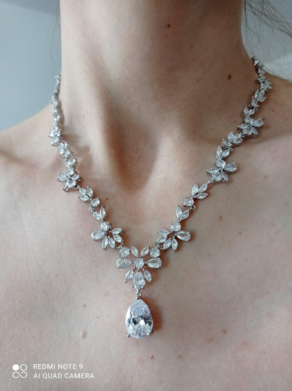 Swarovski Crystal Floral Leaves Diamond/Crystal Necklace, Bridal