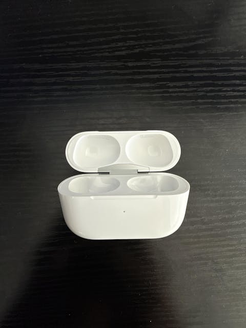 AirPods Pro Replacement Charging Case (2nd Generation)