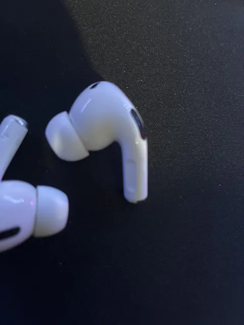 Left Replacement AirPod - AirPods Pro (2nd Generation)