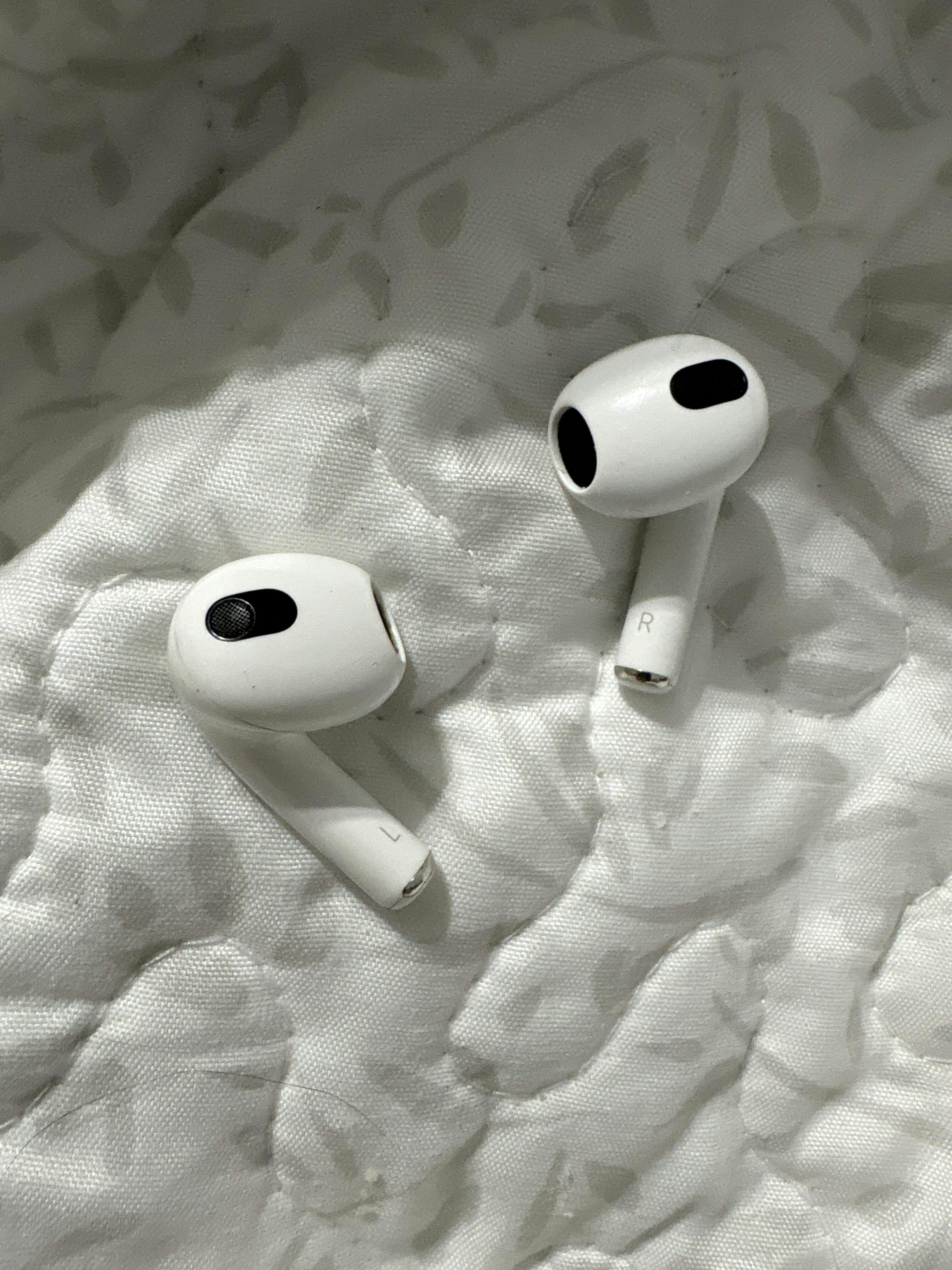 AirPods 3rd Generation Replacement AirPod - Right AirPod – TheRightOne