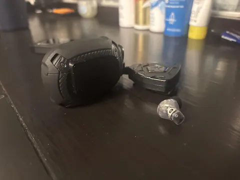 Right Beats Studio Buds + Replacement