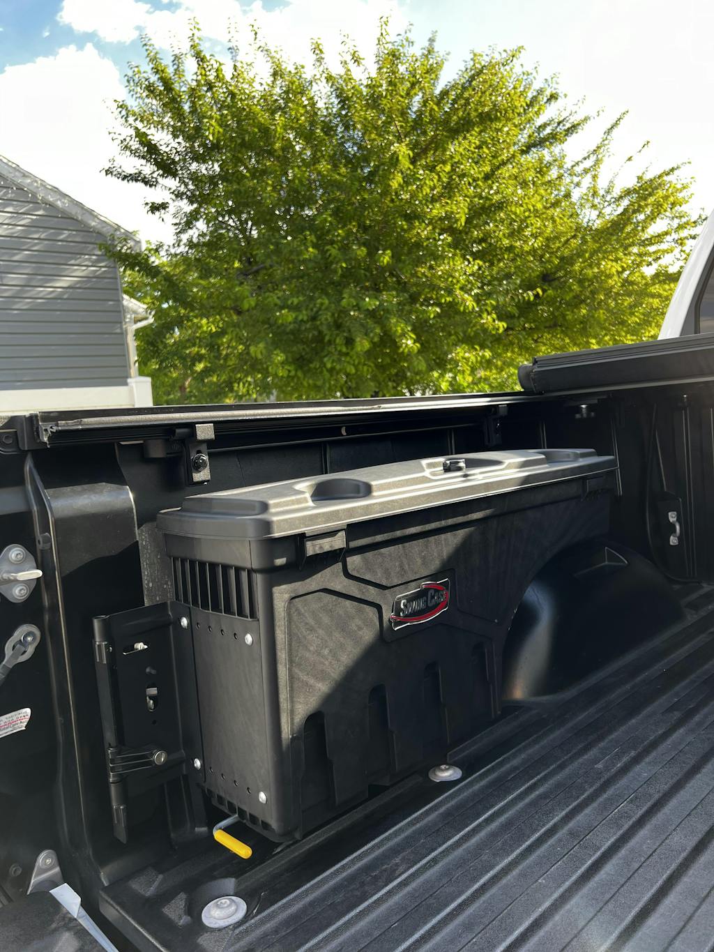 UnderCover Swing Case Swingout Toolbox 20222025 Toyota Tundra