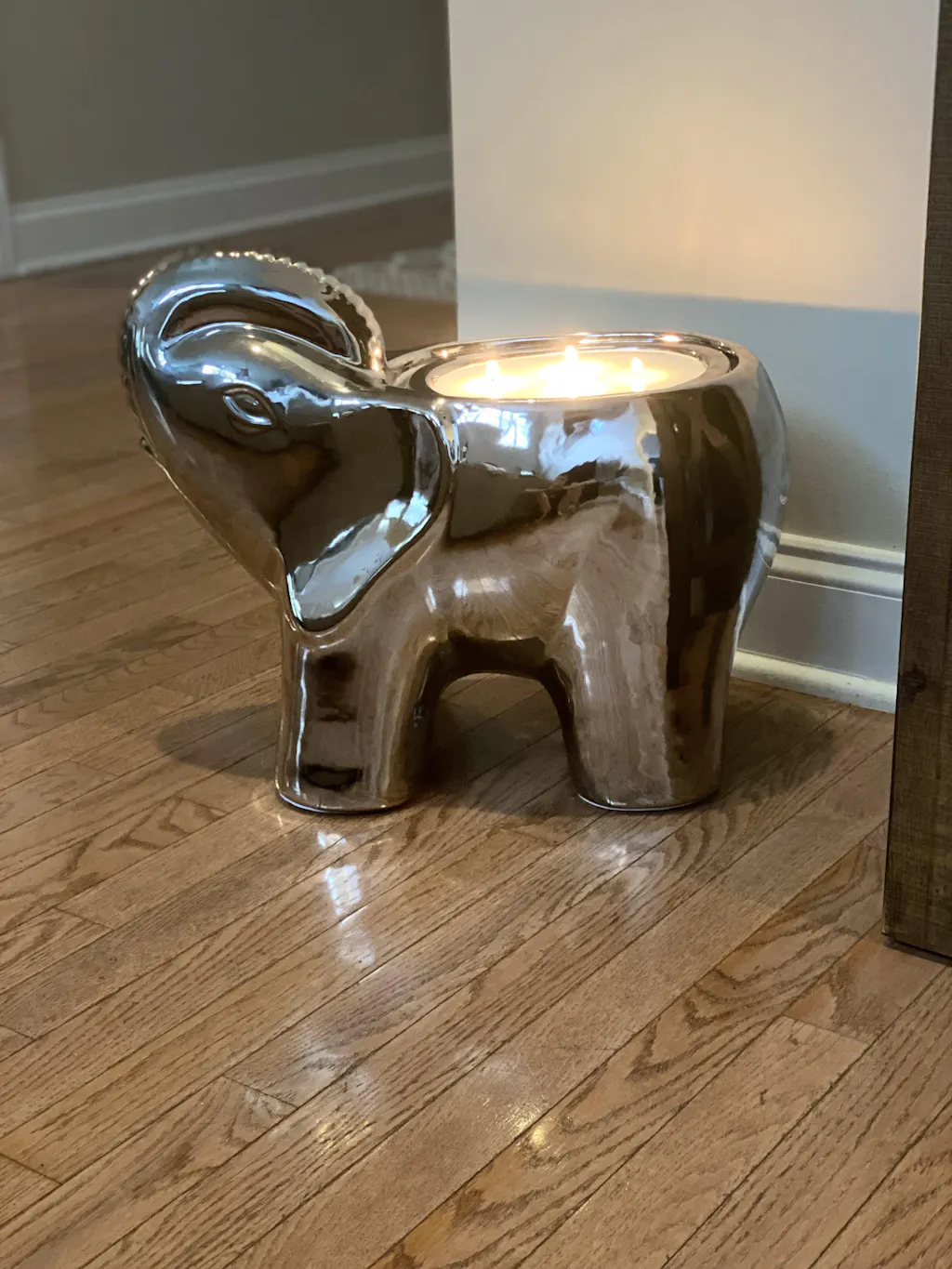 Thompson Ferrier Elephant Candle