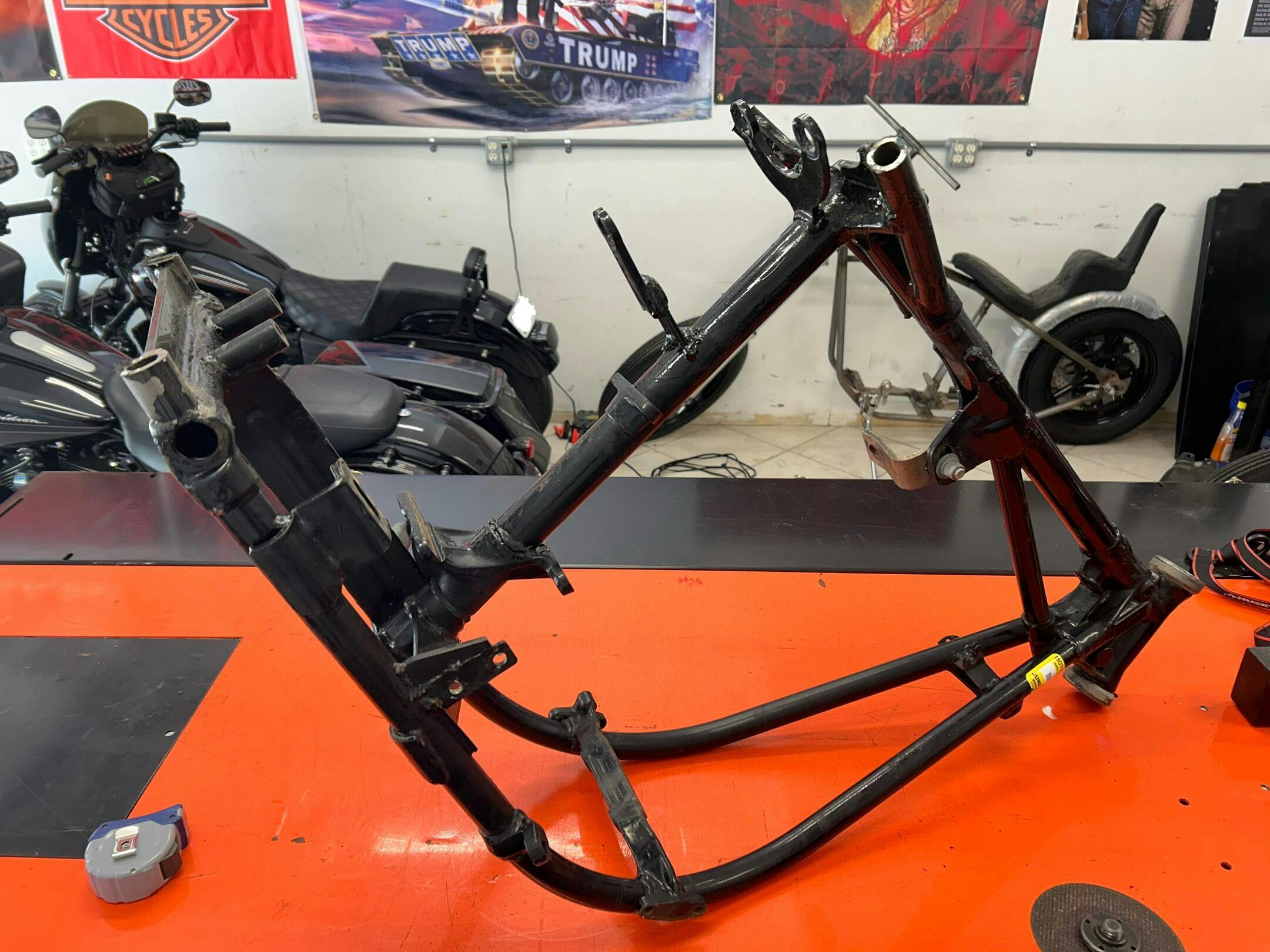 Panhead / Shovelhead WeldOn Hardtail With Cast Axle Plates — Throttle