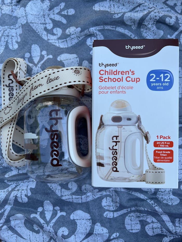 Large Kids' Water Bottle with Straw