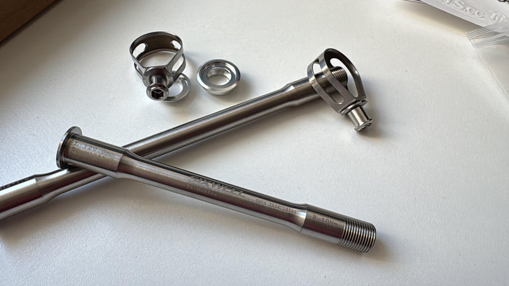 Ti-Master/Sixweel 3.4g Titanium Shifter Clamp Ring | Shimano Dura Ace R9250 Ultegra R8170 SRAM Red / E1 Shifter