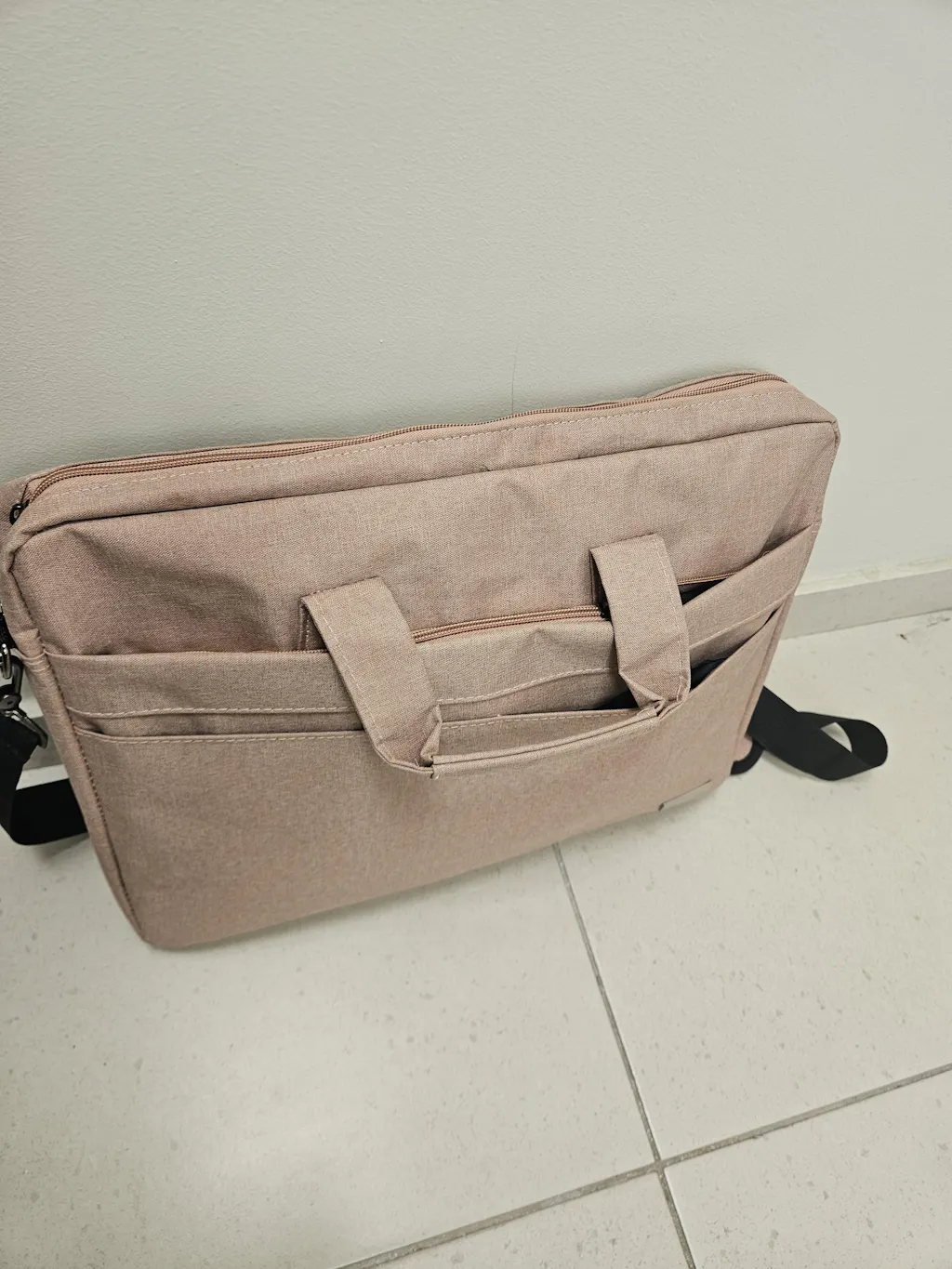 תיק צד למחשב נייד 15.6"