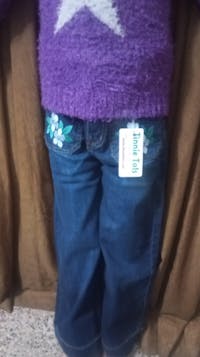 Floral Embroidered Flared Jeans