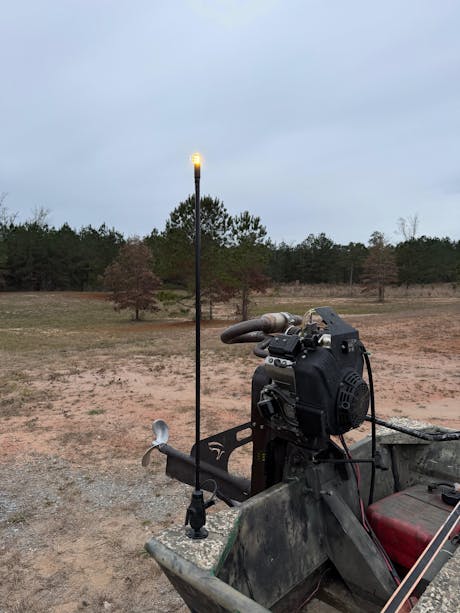 Max It Out Extreme Navigation Stern Light