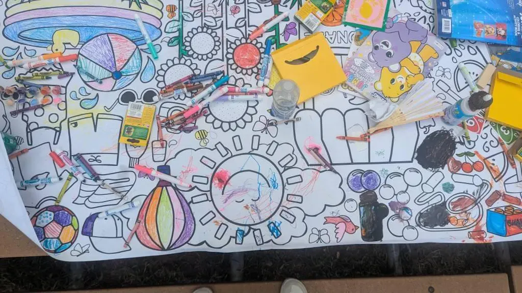Giant Summer Coloring Banner