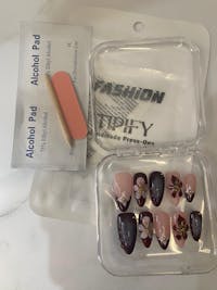 Blush - Violet Floral Note