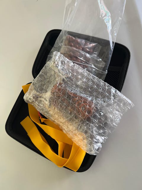 TIRACHINAS PROFESIONAL CON MANGO DE MADERA PARA CAZA CON ESTUCHE INCLUIDO [PRODUCTO PREMIUM]