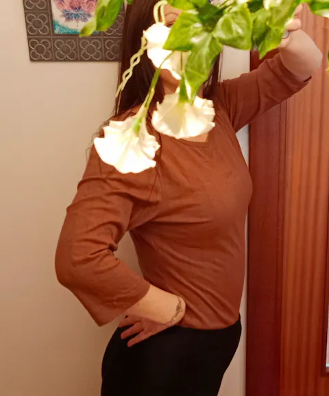 Organic boat neckline ribbed top in Pink