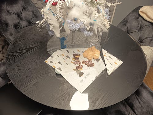 Tischfolie transparent 1,5mm – PVC Tischschutz-Folie optional mit Schrägkante, wasserdicht & robust – Tischdecke gegen Kratzer und Flecken