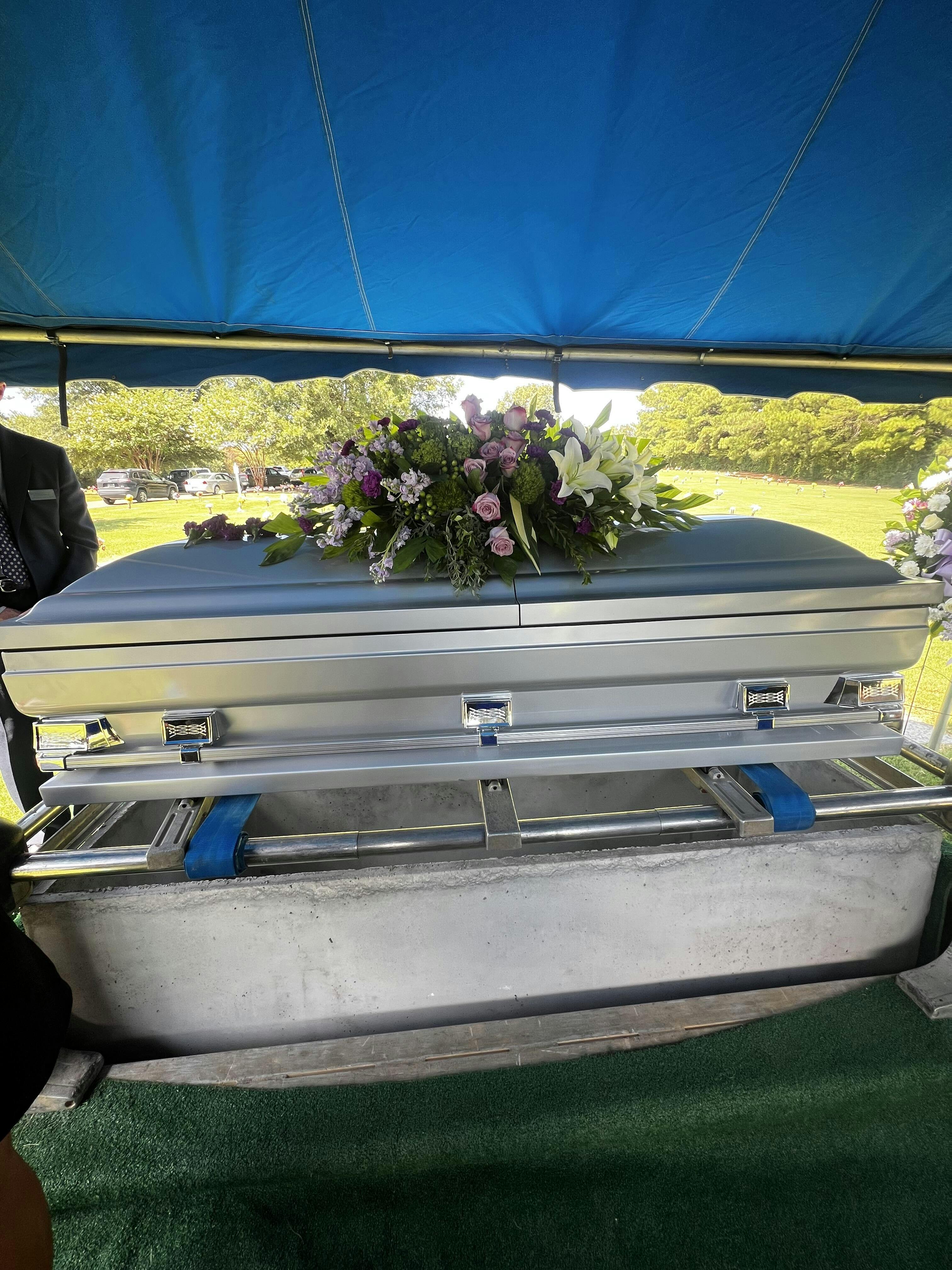 帽子 CALEE CASKET Cordova 20 Gauge Steel Casket - Sky Caskets