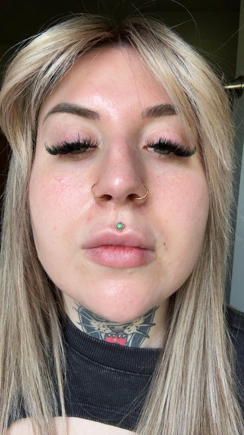 Opal Lip Piercing Bioflex